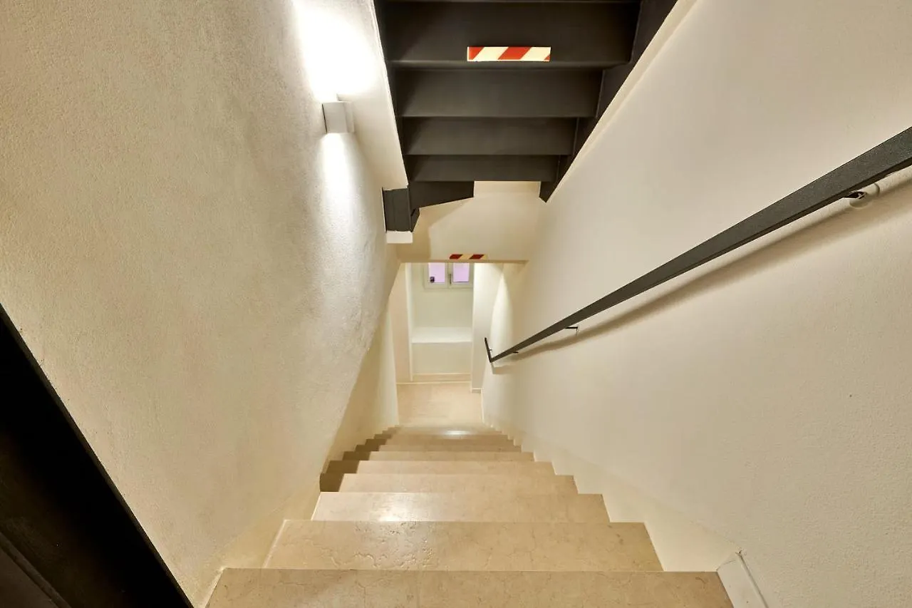 Apartmentsgarda - Residenza Mercanti Lägenhet