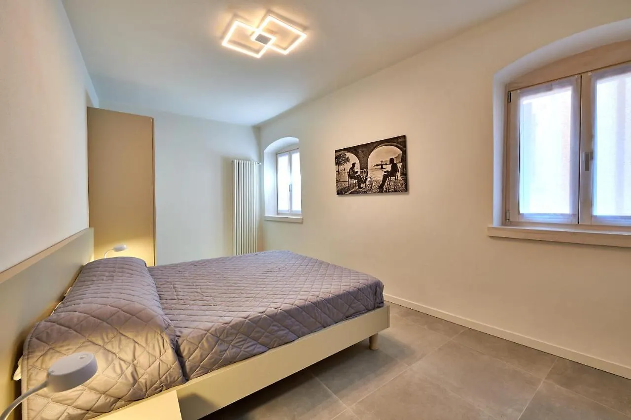 Lägenhet Apartmentsgarda - Residenza Mercanti