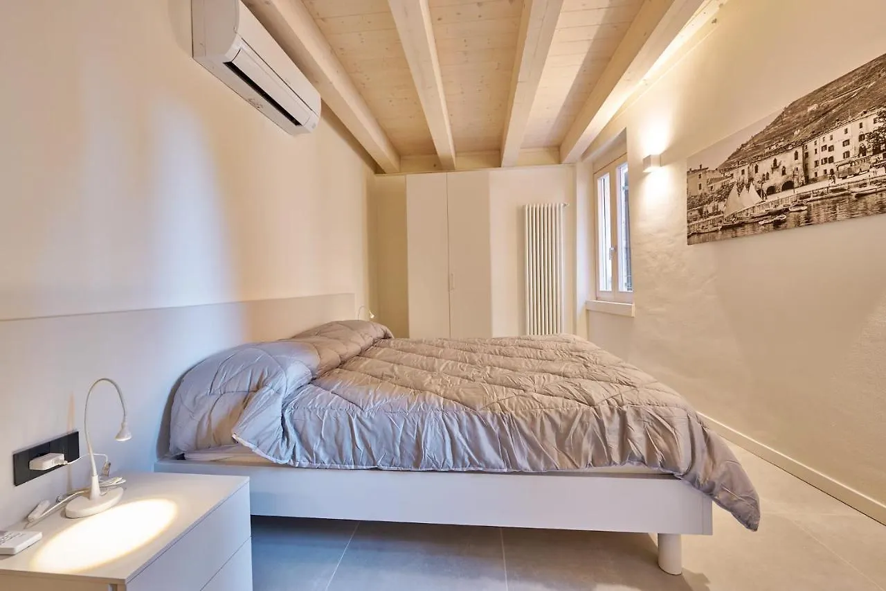 Apartmentsgarda - Residenza Mercanti Italien