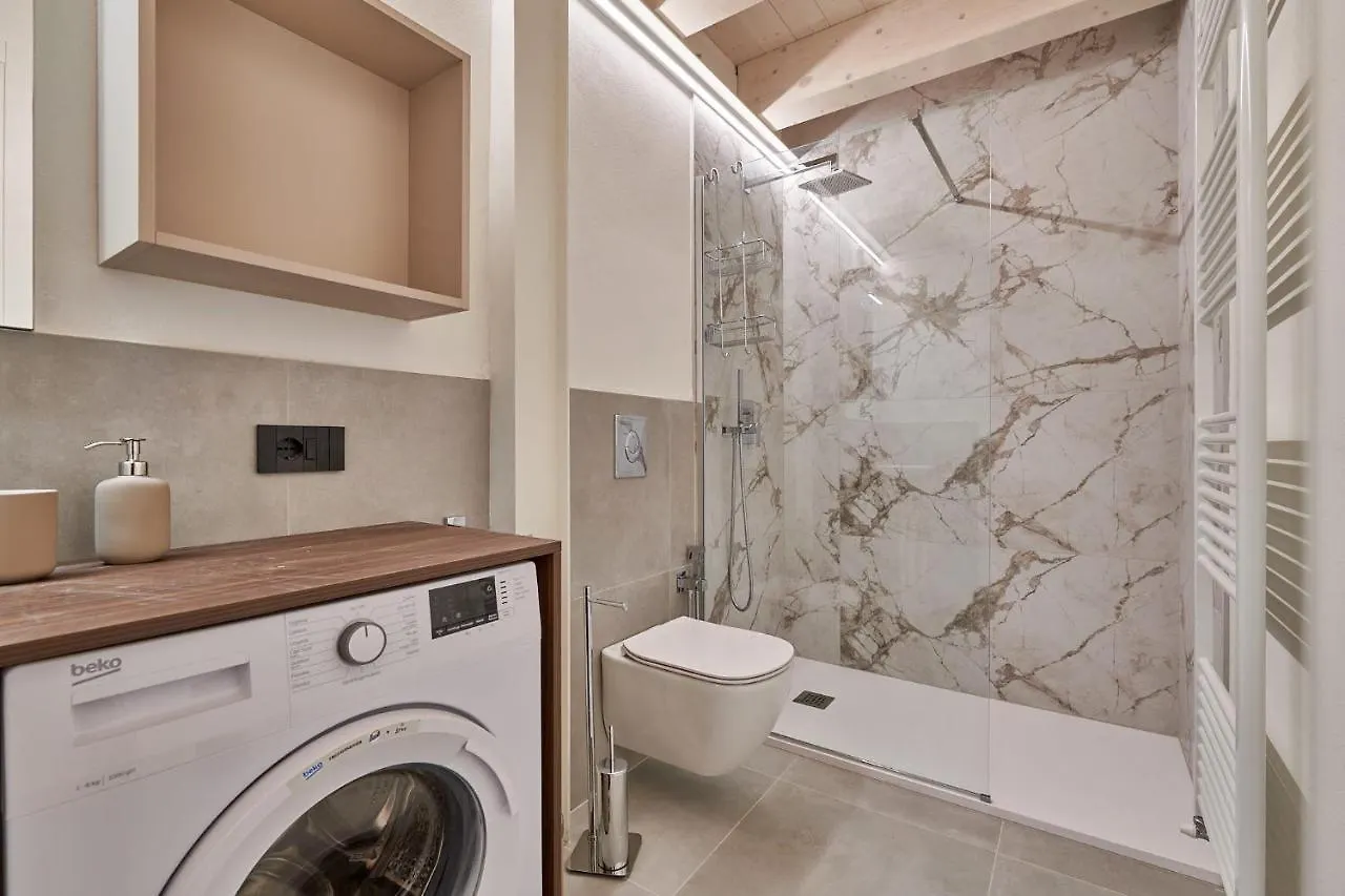 Apartmentsgarda - Residenza Mercanti Lägenhet