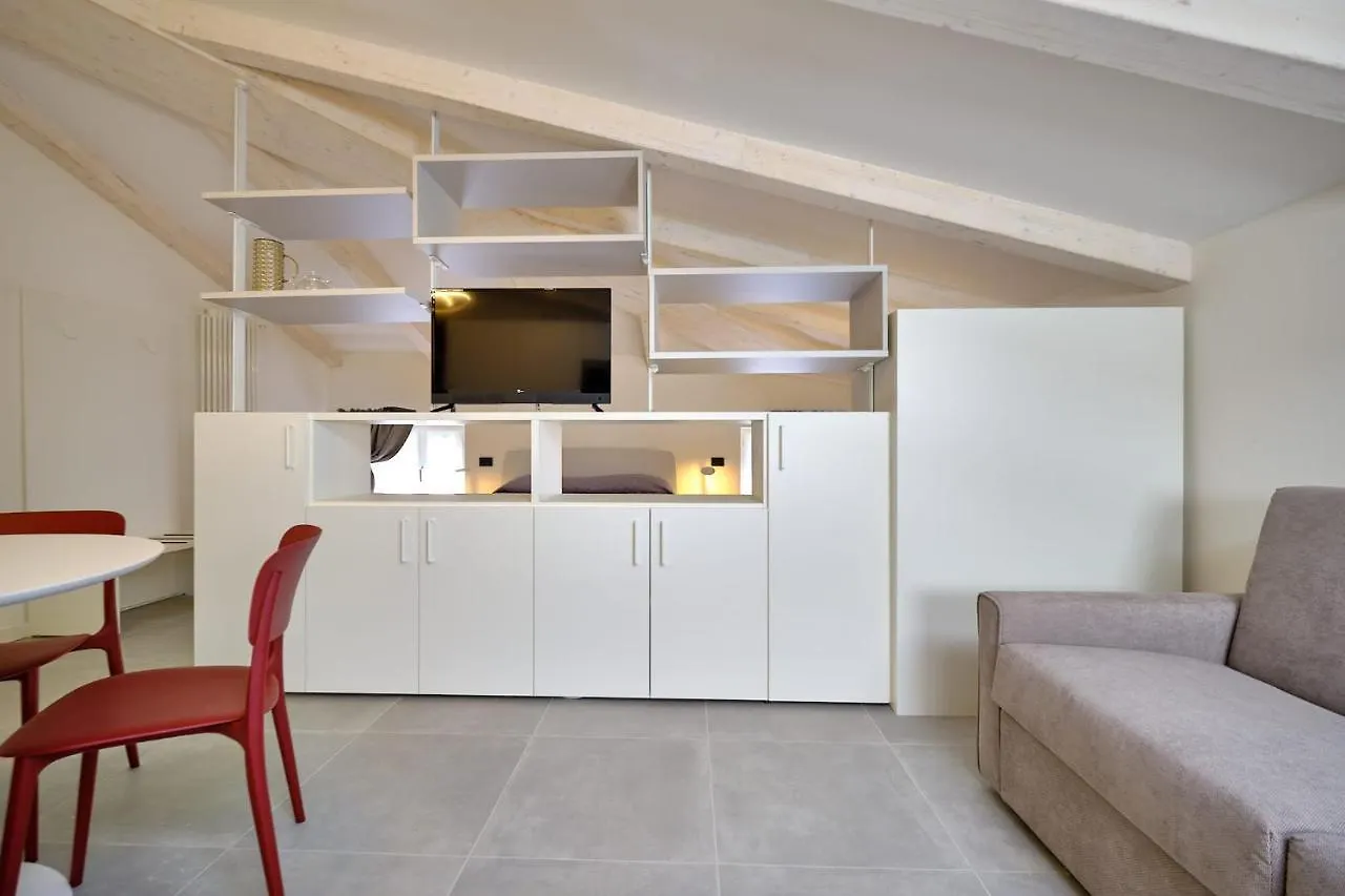 Apartmentsgarda - Residenza Mercanti 0*, Garda (Verona)
