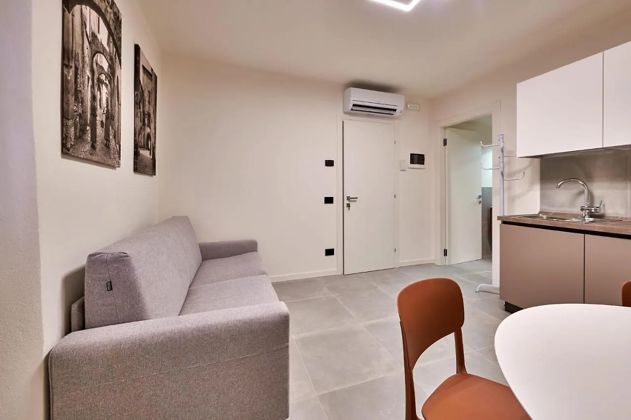 Apartmentsgarda - Residenza Mercanti 0*, Garda (Verona)
