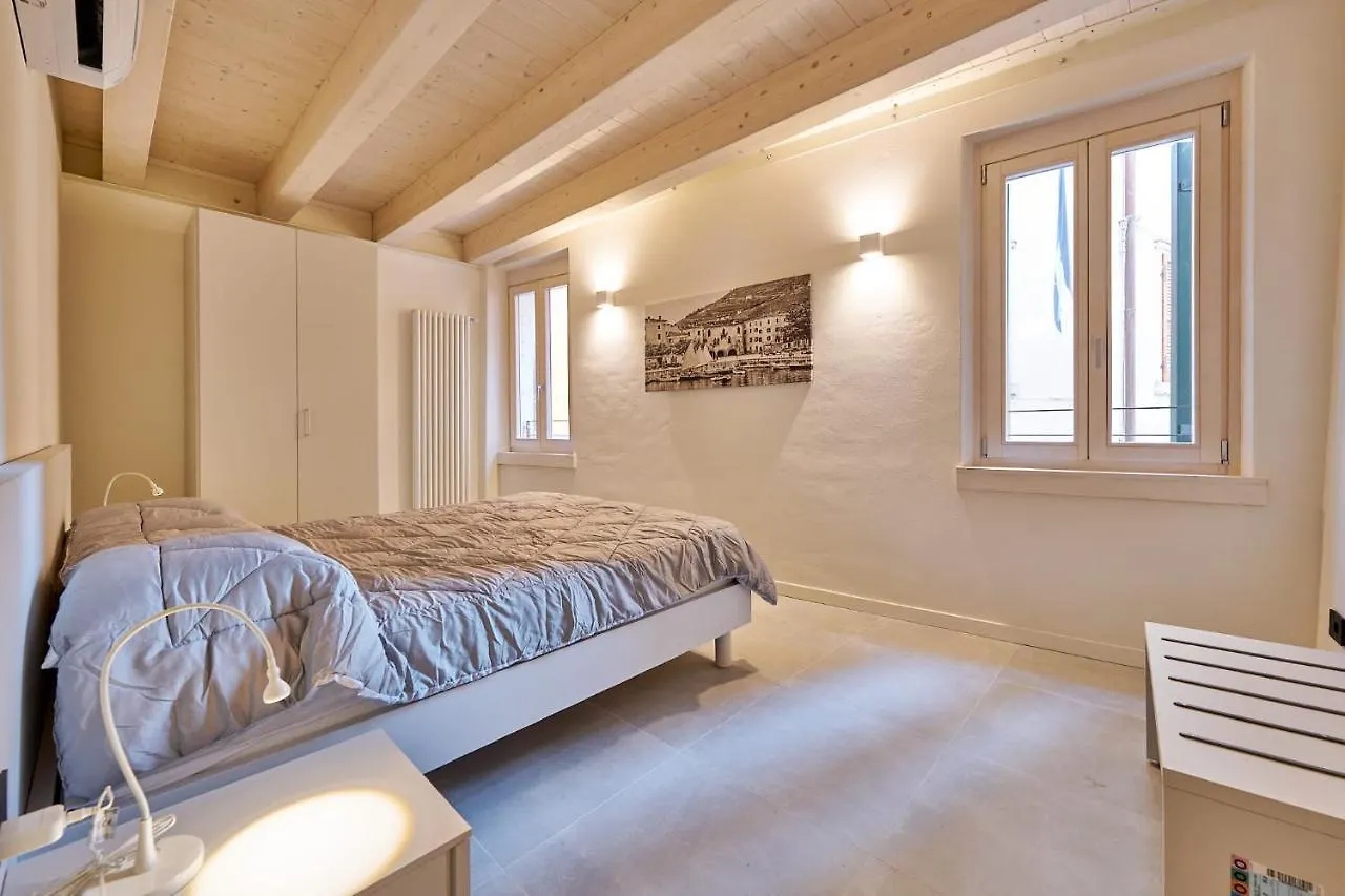 Apartmentsgarda - Residenza Mercanti Italien