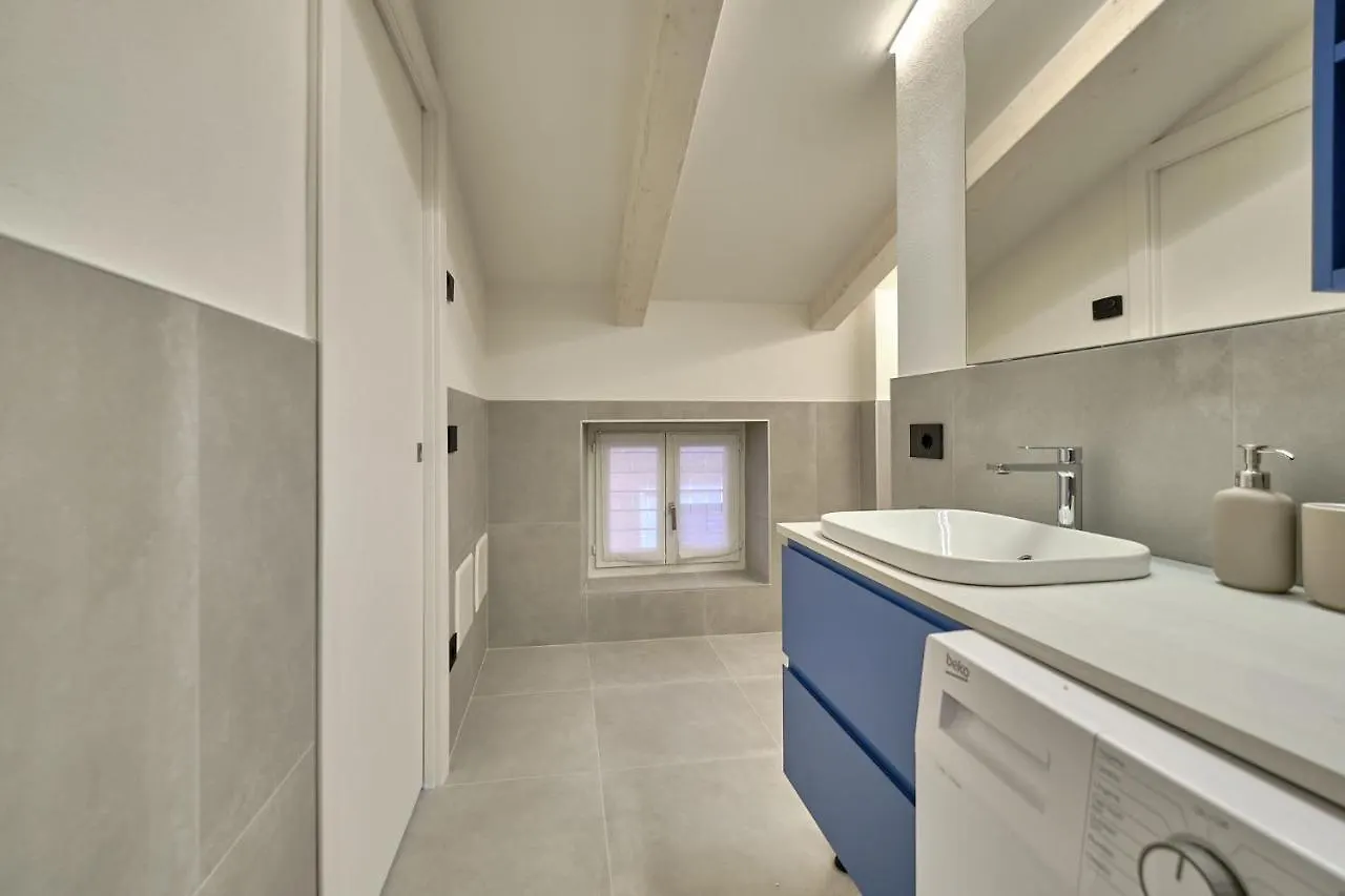 Lägenhet Apartmentsgarda - Residenza Mercanti